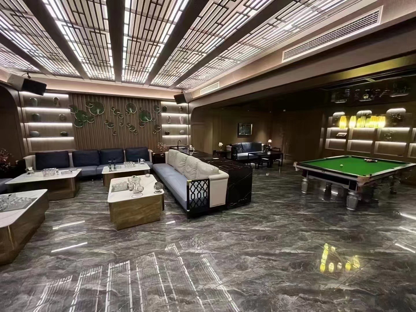 南宁KTV豪华大包厢